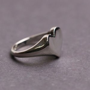 Madewell Heart Signet Ring Size 6